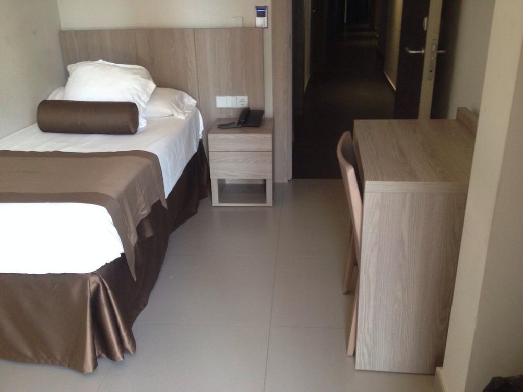 Hotel Acapulco Benidorm Bagian luar foto